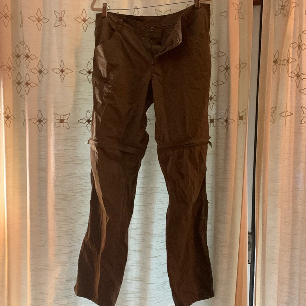CQR Convertible Hiking Pants/Shorts. Size 12/L.